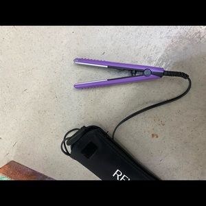 Mini Revlon Hair Straightener